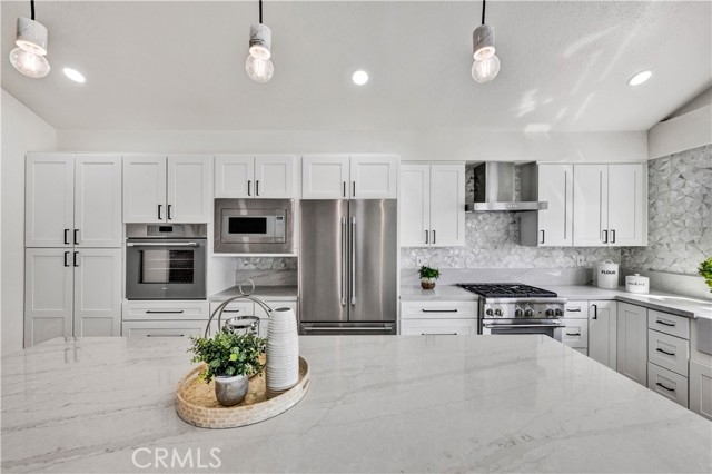 Image 16 of 50 For 17837 San Rafael Street