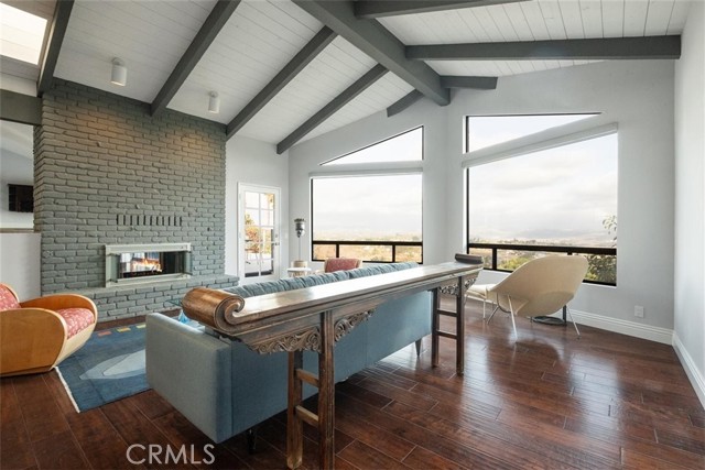 5088 San Jacinto Circle West, Fallbrook CA: https://media.crmls.org/medias/2cb444da-7691-44c6-86a8-78b18ae5e5b5.jpg