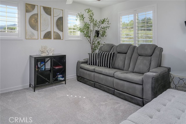 Detail Gallery Image 13 of 43 For 2242 Yuzu St, Corona,  CA 92883 - 4 Beds | 3 Baths
