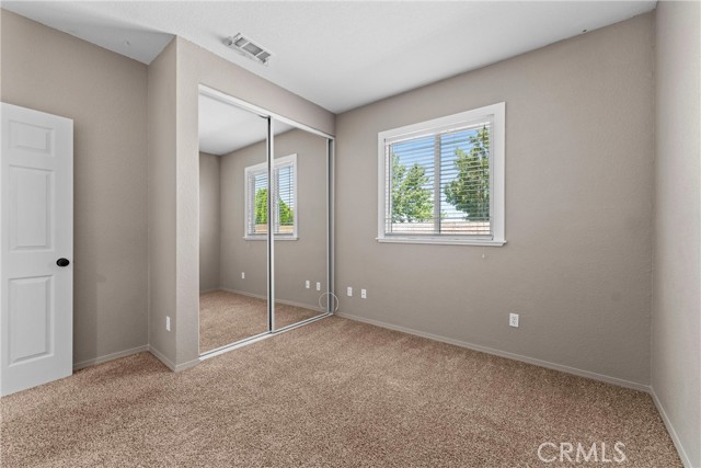 Detail Gallery Image 9 of 22 For 5789 Golding Dr, Lancaster,  CA 93536 - 4 Beds | 3 Baths