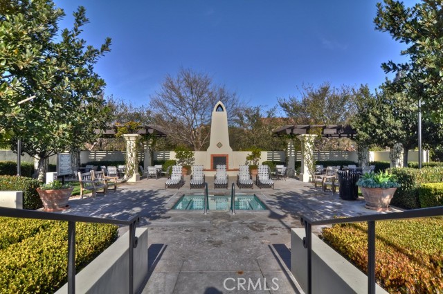 45 Perennial, Irvine CA: https://media.crmls.org/medias/2cb4b0f6-66f0-4624-9572-64c1c9cf6640.jpg
