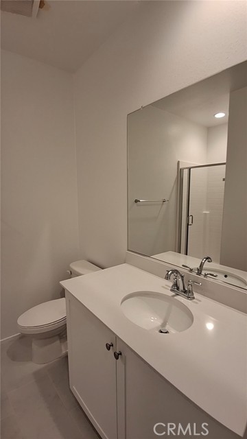 Detail Gallery Image 7 of 8 For 266 Planter Ct, Hemet,  CA 92543 - 4 Beds | 3 Baths