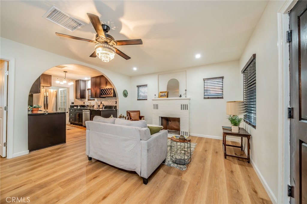 MLS #CV25257042 image #4