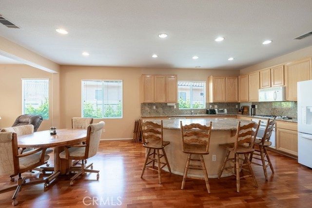 Detail Gallery Image 11 of 51 For 29557 Warmsprings Dr, Menifee,  CA 92584 - 2 Beds | 2 Baths