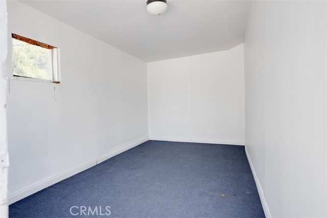 1206 N Keystone, Burbank CA: https://media.crmls.org/medias/2cb5c3cd-5e3d-4abc-a910-a3839de40514.jpg