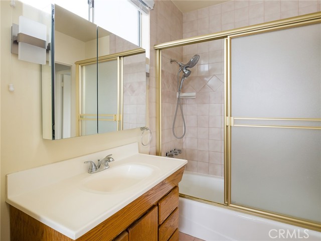 Detail Gallery Image 18 of 33 For 1179 W 15th St, San Pedro,  CA 90731 - 2 Beds | 1 Baths