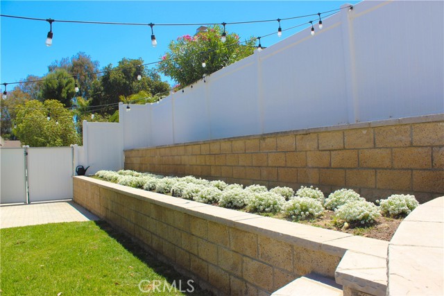 2314 Mcneil Circle, Corona CA: https://media.crmls.org/medias/2cb70cda-243a-41cc-8308-e2271958f38f.jpg