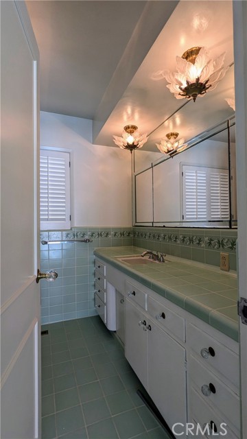 Detail Gallery Image 35 of 48 For 151 Cumberland Rd, Glendale,  CA 91202 - 2 Beds | 2/1 Baths