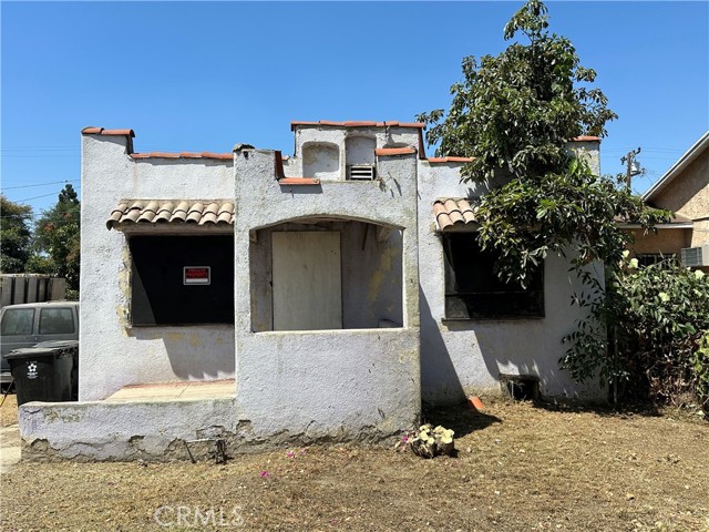 Detail Gallery Image 2 of 6 For 7823 Walnut Dr, Los Angeles,  CA 90001 - – Beds | – Baths