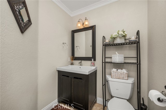 Detail Gallery Image 15 of 40 For 24394 Larchmont Ct, Laguna Hills,  CA 92653 - 2 Beds | 2/1 Baths