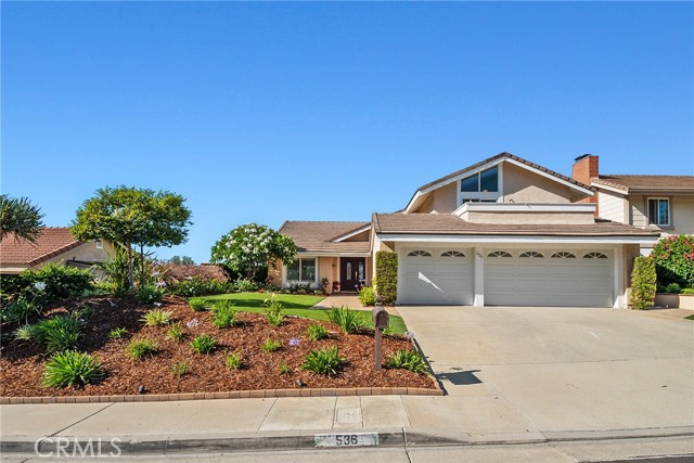 536 S Tumbleweed Road, Anaheim Hills CA: https://media.crmls.org/medias/2cb891ca-972d-4f75-91b4-fba316a7ecba.jpg