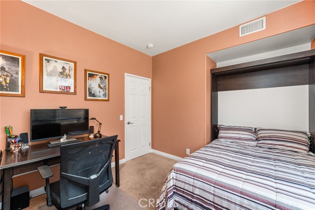 5601 Crestline Place, Rancho Cucamonga CA: https://media.crmls.org/medias/2cb90f25-45e5-4a60-84f1-36f6dcf17e7a.jpg
