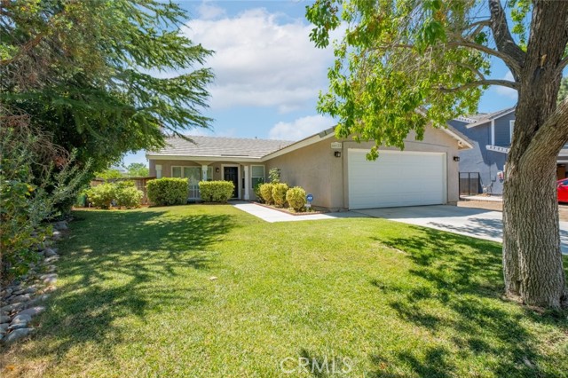 44628 Shadowcrest Drive, Lancaster, California 93536, 3 Bedrooms Bedrooms, ,2 BathroomsBathrooms,Residential Lease,For Rent,44628 Shadowcrest Drive,CRSR24147158