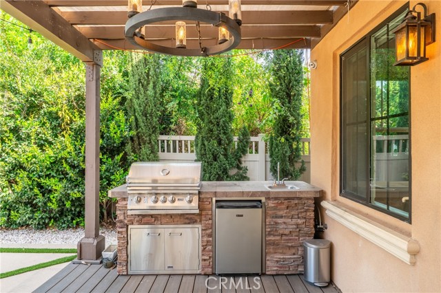 Image 46 of 47 For 6247 Ivar  