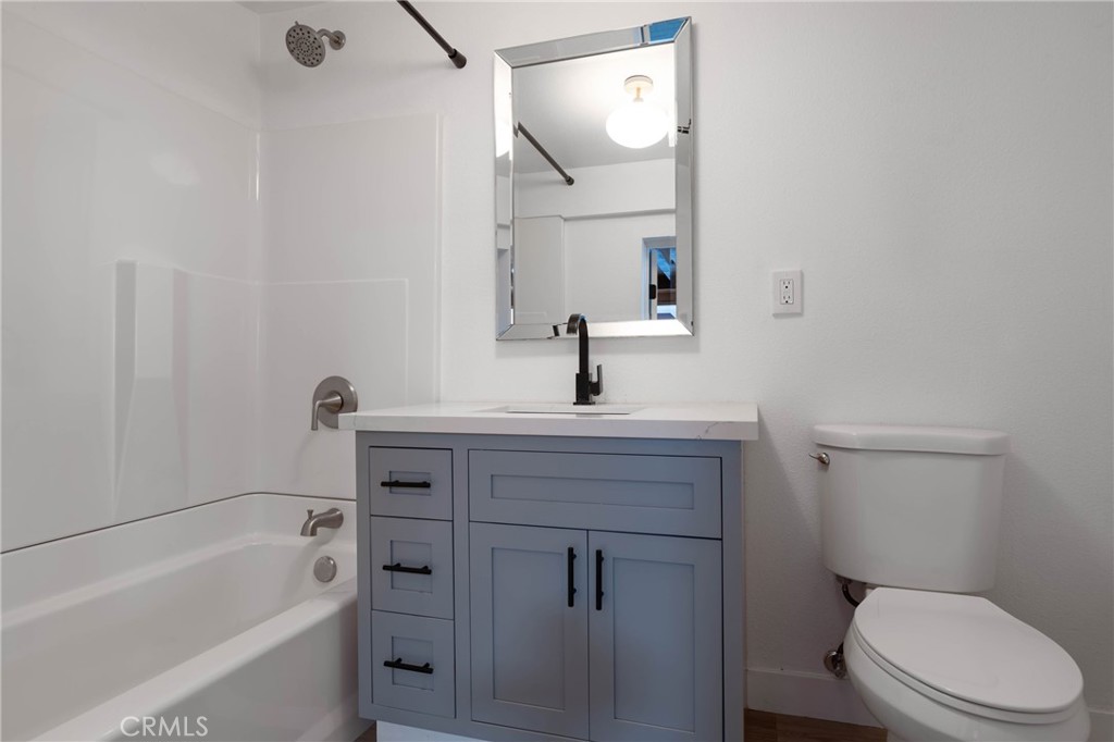 MLS #OC26137134 image #29
