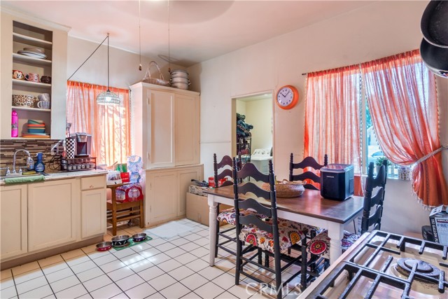 Detail Gallery Image 4 of 10 For 2202 Gates St, Lincoln Heights,  CA 90031 - 1 Beds | 1 Baths