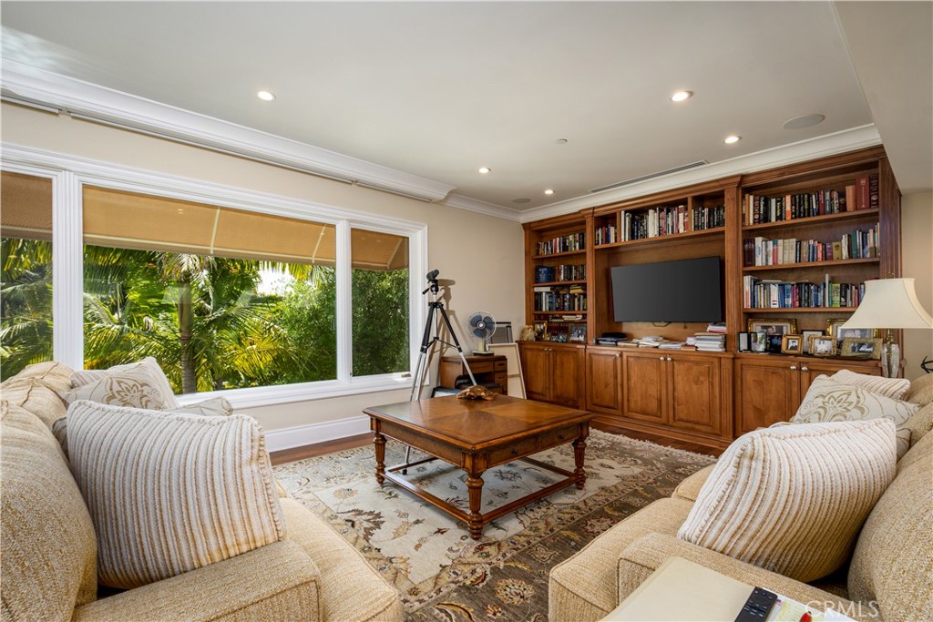 MLS #PW25030614 img 36