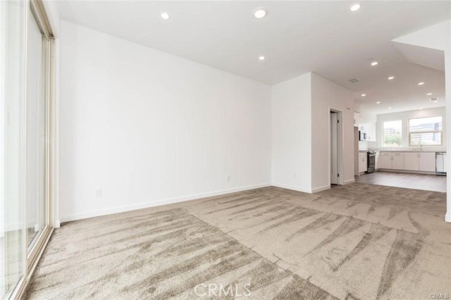 Detail Gallery Image 4 of 20 For 331 Placemark, Irvine,  CA 92614 - 2 Beds | 2/1 Baths