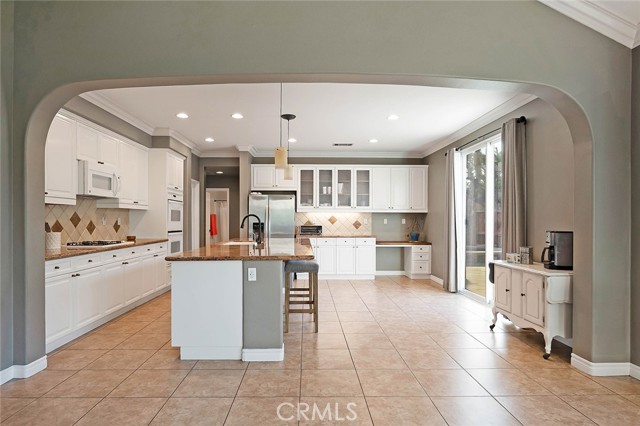 Detail Gallery Image 16 of 75 For 13762 Woodcrest Ct, Corona,  CA 92880 - 5 Beds | 3 Baths