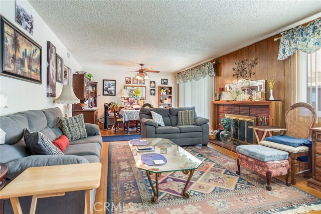 Detail Gallery Image 13 of 28 For 1242 N Dalton Ave, Azusa,  CA 91702 - 4 Beds | 2 Baths