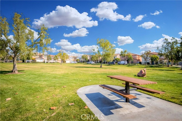 2142 Root Street, Fullerton CA: https://media.crmls.org/medias/2cbd43c3-3f5a-4ea0-8742-1a94644f3741.jpg