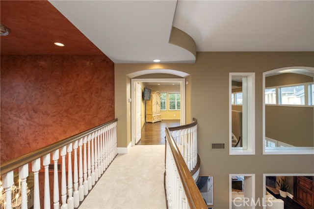 6403 Royal Grove Drive, Huntington Beach CA: https://media.crmls.org/medias/2cbf6ea9-7828-42bd-8555-0035180c2585.jpg