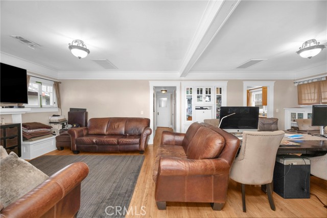 Detail Gallery Image 10 of 65 For 7612 7614 Pickering Ave, Whittier,  CA 90602 - 6 Beds | 4 Baths