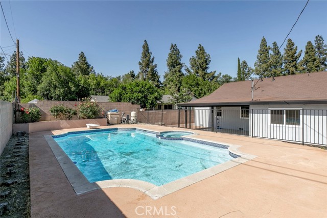 Detail Gallery Image 41 of 44 For 11127 Monogram Ave, Granada Hills,  CA 91344 - 3 Beds | 2 Baths