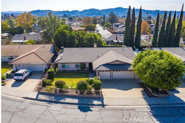 1230 E Leadora Ave, Glendora, CA 91741