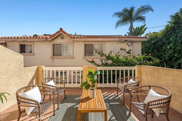 2407 Carnegie Lane, Redondo Beach, California 90278, 2 Bedrooms Bedrooms, ,2 BathroomsBathrooms,Residential,Sold,Carnegie,SB23197186