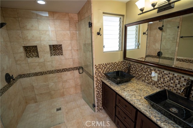 10733 Mead Way, Loma Linda CA: https://media.crmls.org/medias/2cc0b840-1910-4210-9f09-6150e80730b7.jpg