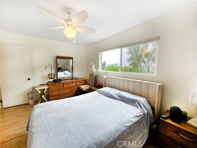 Detail Gallery Image 19 of 24 For 9788 via Zibello, Burbank,  CA 91504 - 2 Beds | 2/1 Baths