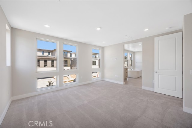 173 Creation, Irvine CA: https://media.crmls.org/medias/2cc14fa0-29d3-41ce-aedf-9c5b5c353aba.jpg