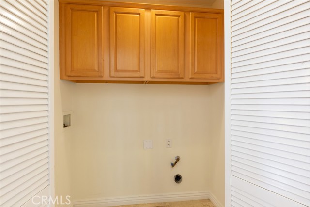 Full Laundry Room area downstairs.