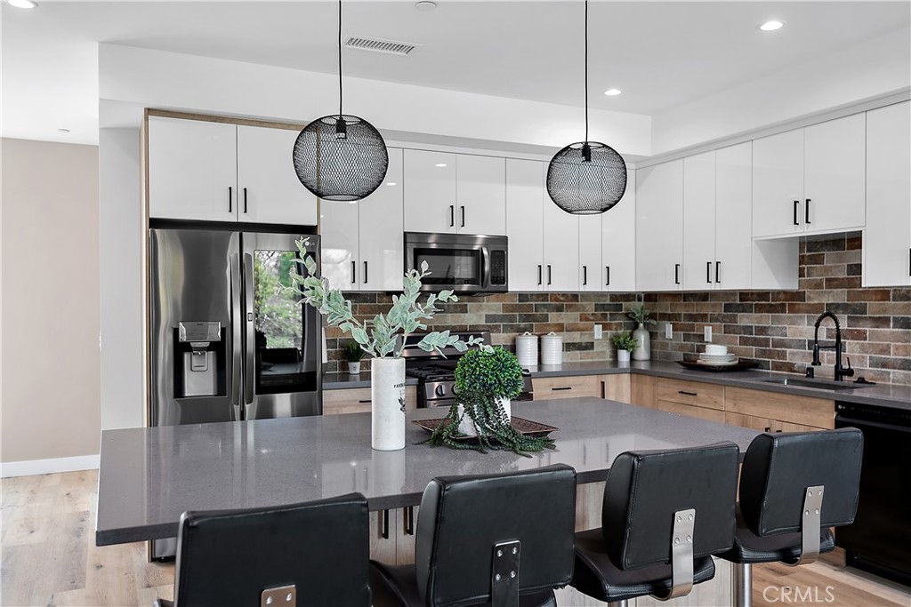 MLS #SR25249934 image #8