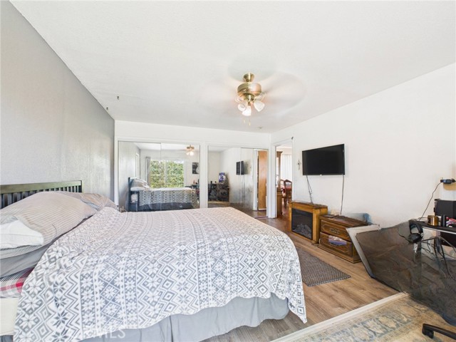 40170 Hillsborough Loop, Oakhurst CA: https://media.crmls.org/medias/2cc1e7e2-5d78-4c75-afde-d0dc4a62b21d.jpg