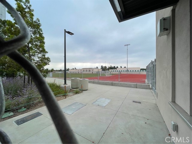 3007 S Canfield Avenue, Los Angeles CA: https://media.crmls.org/medias/2cc22032-2e1a-4509-a906-88f77d49524f.jpg