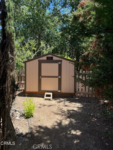 Detail Gallery Image 12 of 18 For 2520 Nadelhorn Pl, –,  CA 93222 - 3 Beds | 2 Baths