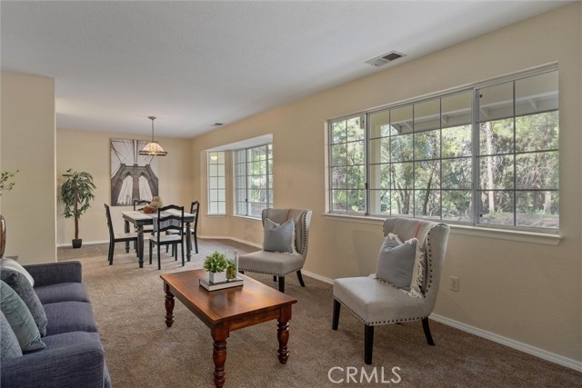 Detail Gallery Image 11 of 70 For 4882 Chateau Way, Forest Ranch,  CA 95942 - 3 Beds | 2 Baths