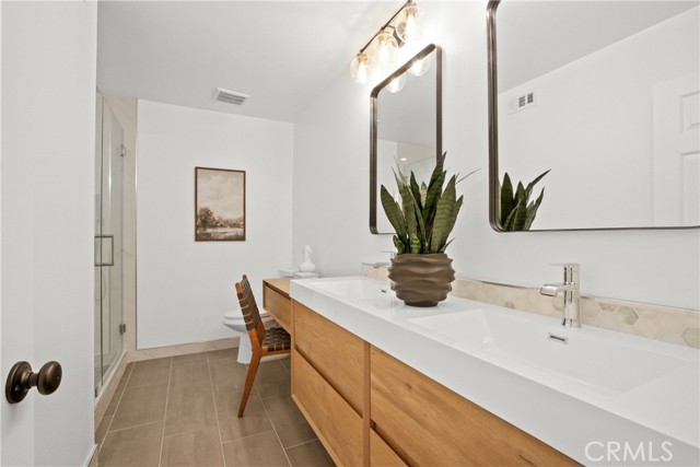 Detail Gallery Image 17 of 27 For 520 Golden Sky Ln, Anaheim,  CA 92807 - 3 Beds | 2 Baths