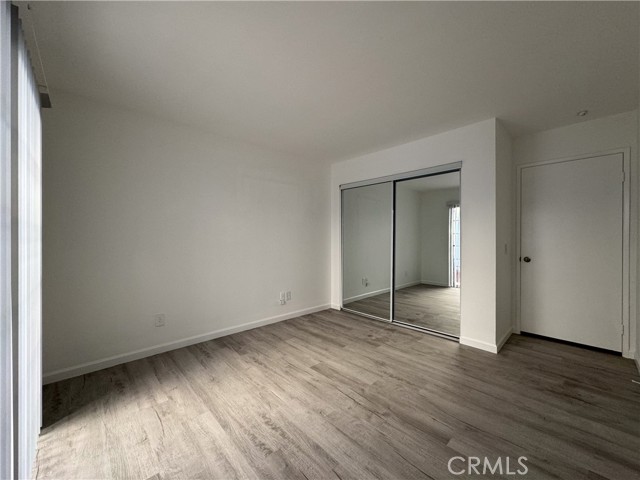 Detail Gallery Image 18 of 22 For 19351 Strathern, Reseda,  CA 91335 - 4 Beds | 2 Baths