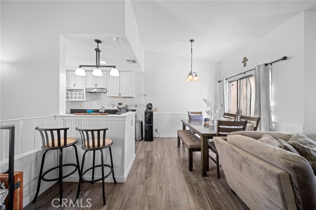 Detail Gallery Image 4 of 23 For 24242 Sylvan Glen Rd #G,  Diamond Bar,  CA 91765 - 2 Beds | 2 Baths