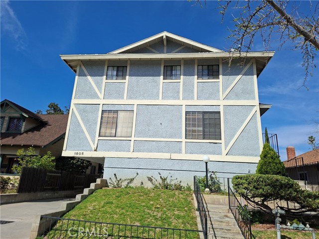 Detail Gallery Image 2 of 3 For 1805 Vine #F,  Alhambra,  CA 91801 - 3 Beds | 2/1 Baths