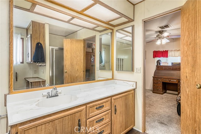 Detail Gallery Image 9 of 18 For 4000 Pierce St #106,  Riverside,  CA 92505 - 3 Beds | 2 Baths