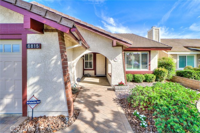 6815 Arthur Court, Chino CA: https://media.crmls.org/medias/2cc51063-30c4-44f7-a927-168f7c8b433e.jpg