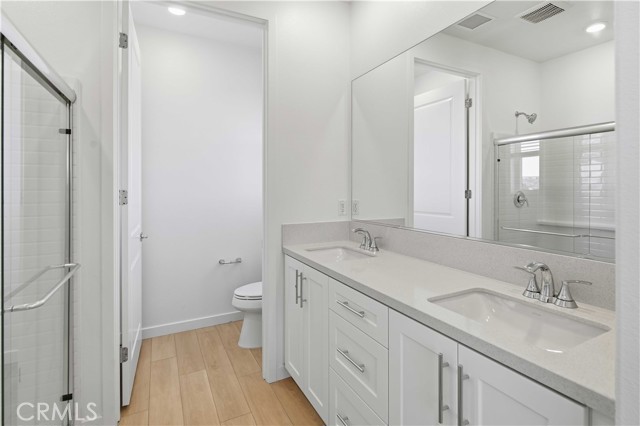 Detail Gallery Image 24 of 29 For 9329 via Azul, Pico Rivera,  CA 90660 - 3 Beds | 3 Baths