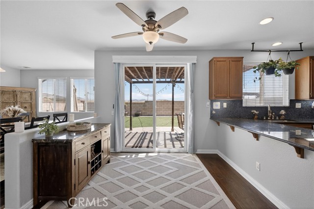 Detail Gallery Image 14 of 67 For 38430 Magdelena St, Murrieta,  CA 92563 - 3 Beds | 2/1 Baths