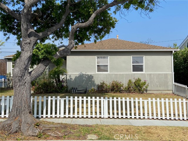 1905 Faymont Avenue, Manhattan Beach, California 90266, 3 Bedrooms Bedrooms, ,1 BathroomBathrooms,Residential,Sold,Faymont,SB23113229