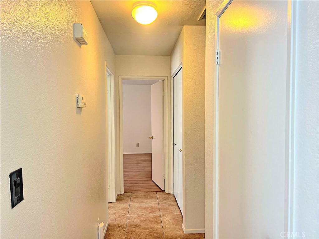 https://media.crmls.org/medias/2cc5fc5c-beaf-4f84-9596-5a47daec9de4.jpg?preset=X-Large