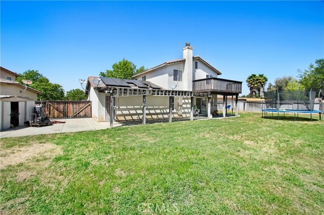 Detail Gallery Image 16 of 17 For 15555 Arobles Ct, Moreno Valley,  CA 92555 - 4 Beds | 3 Baths